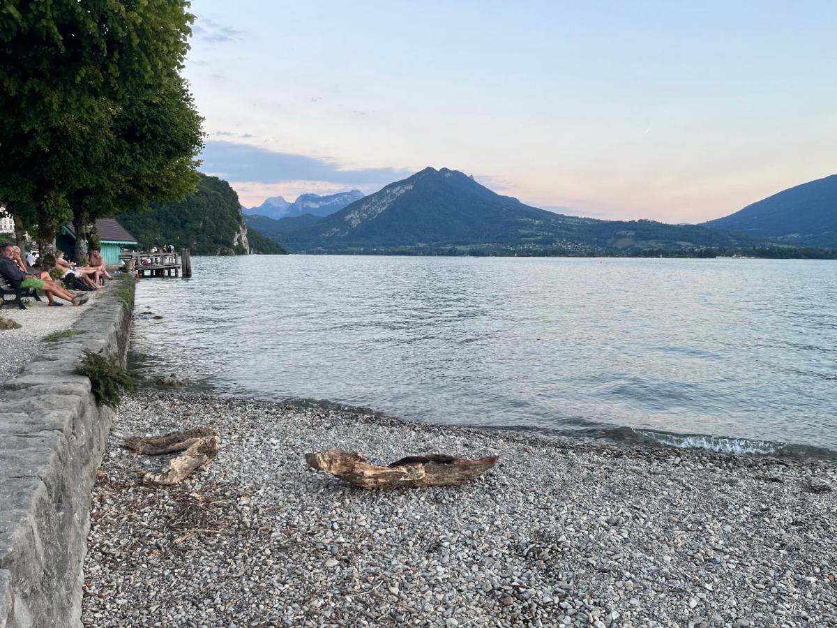 Entre Lac D'Annecy Et Montagnes, Golf Et Parapente A Pieds タロワール エクステリア 写真